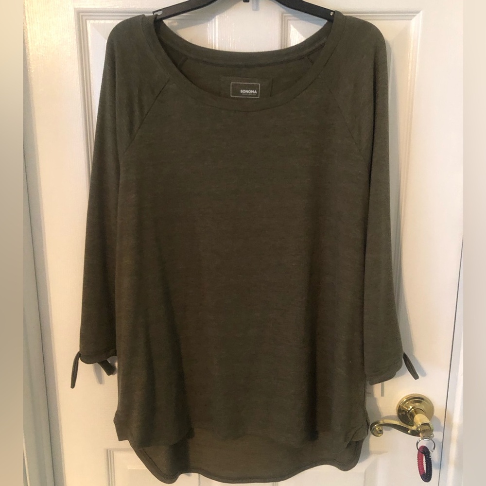 Shirt with tie sleeves
